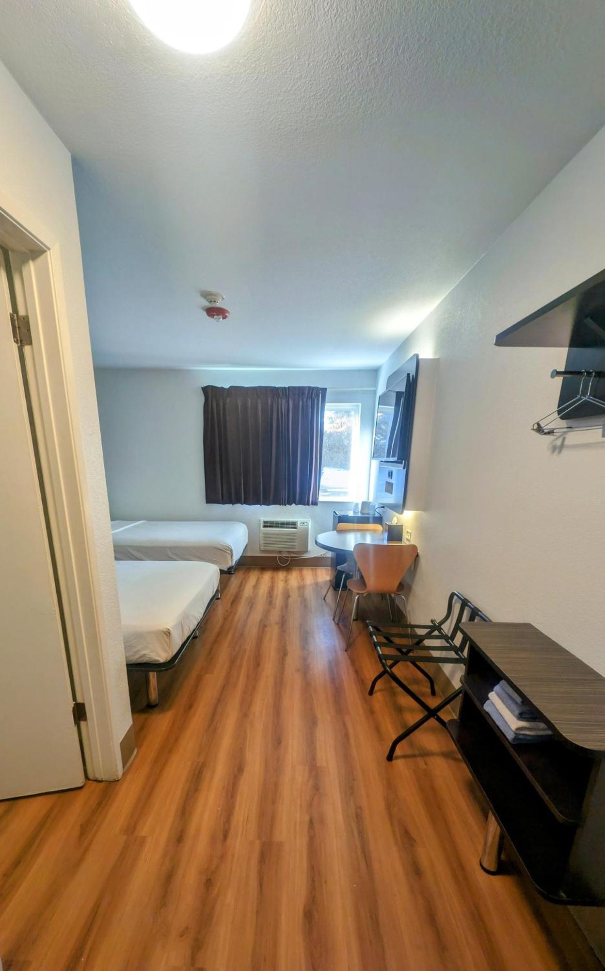 Econo Lodge ไอดาโฮฟอลส์ ภายนอก รูปภาพ