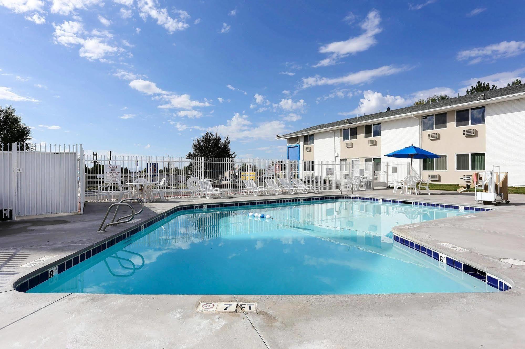 Econo Lodge ไอดาโฮฟอลส์ ภายนอก รูปภาพ